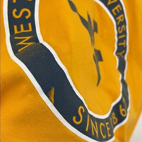 West Virginia University Yellow T-Shirt Hanes Tshirt Size Large - Picture 4 of 6